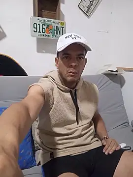 latinmartin73 online show from 11-08-25, 09:18