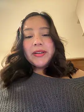 kittyfresita online show from 10-19-25, 05:10