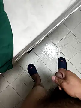 huzi518 online show from 02-08-26, 08:39