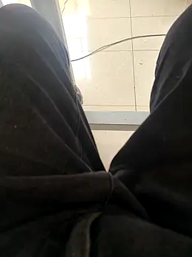 huzi518 online show from 11-03-25, 03:34