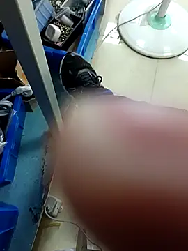 huzi518 online show from 10-27-25, 02:23