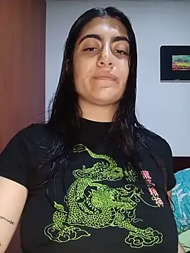 miakhalifaaa  online show from 06-25-26, 11:54