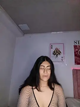 miakhalifaaa  online show from 05-13-26, 09:33