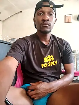 Snapshot of hotyoung24 chatting on 12-16-25, 07:56 hotyoung24 online show from 12-16-25, 07:56