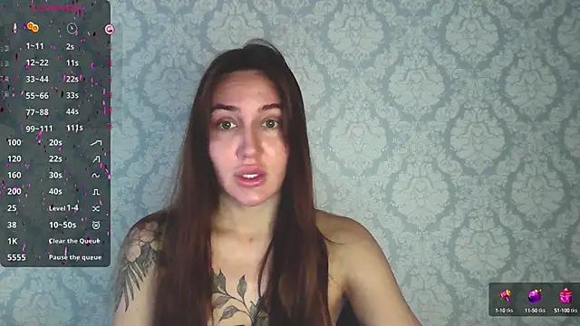 Snapshot of Stasia_Queen chatting on 01-07-25, 08:24 Stasia Queen online show from 01-07-25, 08:24
