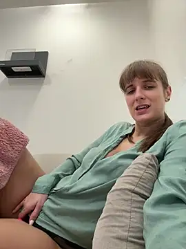 jennifer11772 online show from 03-25-26, 11:31