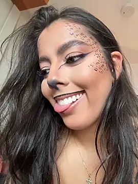 DakotaShelby online show from 10-29-25, 10:20