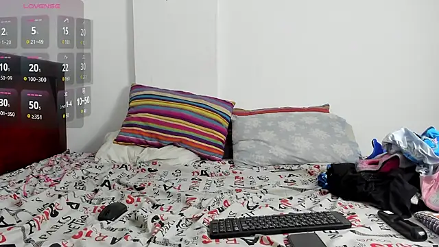 Snapshot of ashvsterry chatting on 12-02-25, 06:26 ashvsterry online show from 12-02-25, 06:26