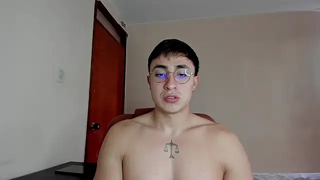 Leoknight online show from 03-21-25, 10:06