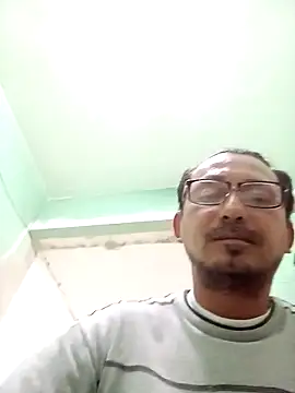 Andresguz35 online show from 02-06-26, 07:54