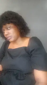 QueenOFthroat online show from 01-26-25, 11:06