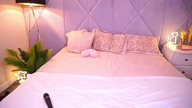 AlexaGreyyy online show from 11-07-25, 08:46