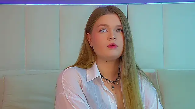 CrystalLyons online show from 11-29-25, 06:13