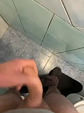 Snapshot of mj23641 chatting on 02-15-26, 11:09 mj23641 online show from 02-15-26, 11:09