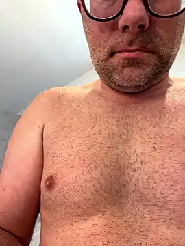 Snapshot of mj23641 chatting on 01-18-26, 01:47 mj23641 online show from 01-18-26, 01:47