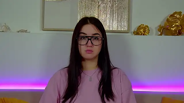 ChristinaMilton online show from 11-07-25, 06:12