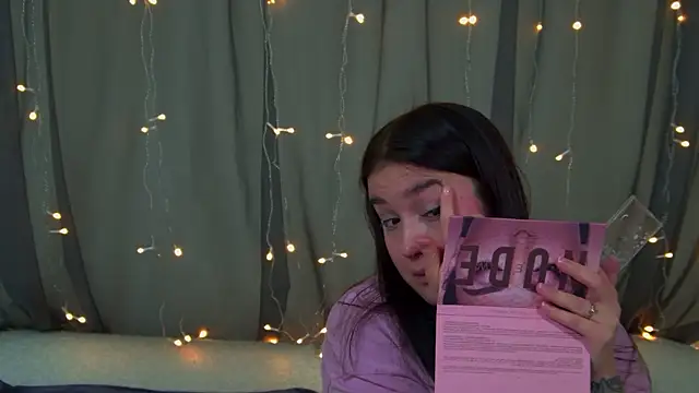 ChristinaMilton online show from 11-29-25, 06:30