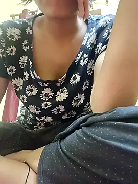 Snapshot of Sanaya_7 chatting on 01-19-25, 04:25 Sanaya 7 online show from 01-19-25, 04:25