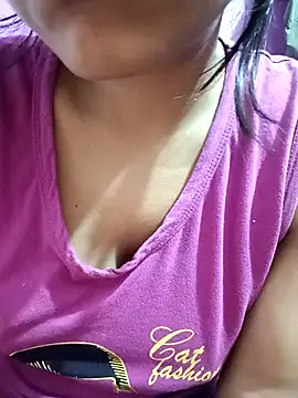 Snapshot of Sanaya_7 chatting on 10-07-25, 06:09 Sanaya 7 online show from 10-07-25, 06:09