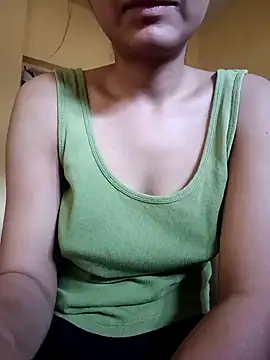 Snapshot of Sanaya_7 chatting on 02-08-25, 02:36 Sanaya 7 online show from 02-08-25, 02:36