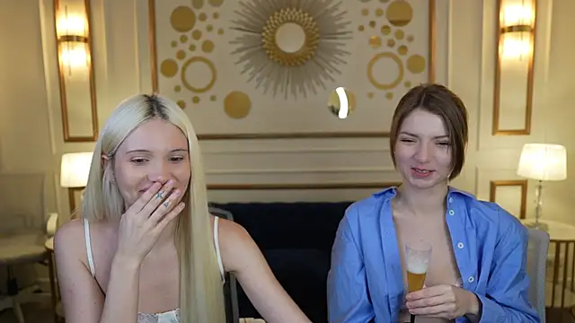 Michelle 054 online show from 11-07-25, 08:35