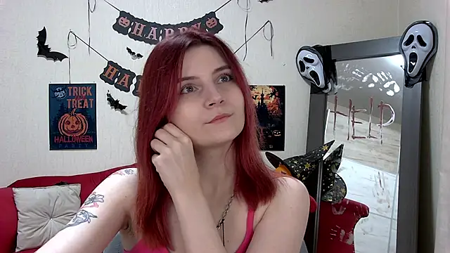 KellyStone online show from 10-25-25, 05:06