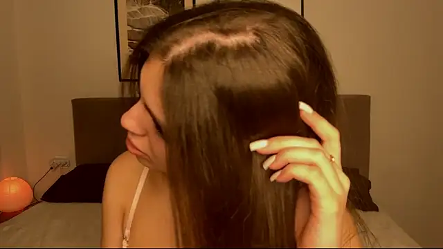 aryamirelle online show from 12-04-25, 07:35