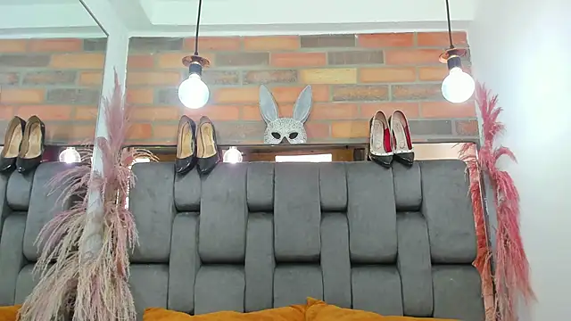 JESSYCORTES online show from 10-29-25, 03:00