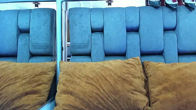 JESSYCORTES online show from 09-22-25, 02:01