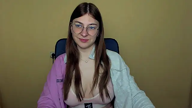 Luna Lush  online show from 04-27-26, 11:30