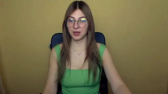 Luna Lush  online show from 11-18-25, 11:13