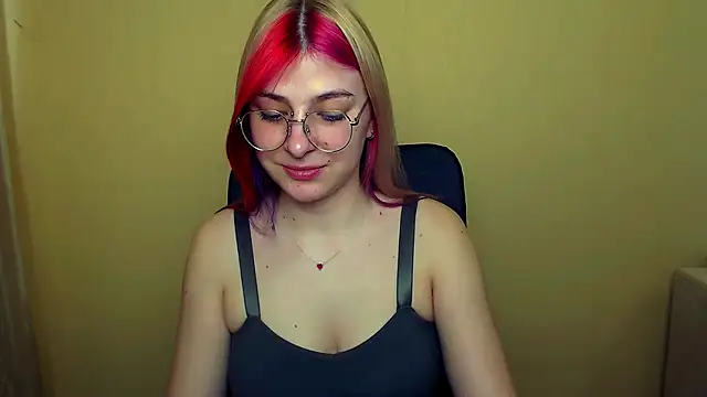 Luna Lush  online show from 02-28-25, 11:03