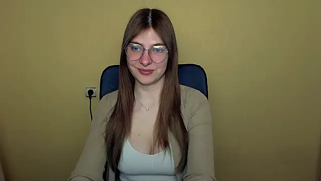 Luna Lush  online show from 04-24-26, 09:44