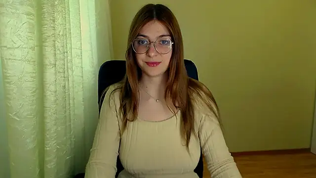 Luna Lush  online show from 06-10-26, 09:10