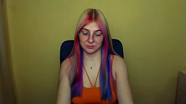 Luna Lush  online show from 03-19-25, 11:50