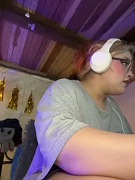 SophiaWeestt99 online show from 04-08-26, 03:41