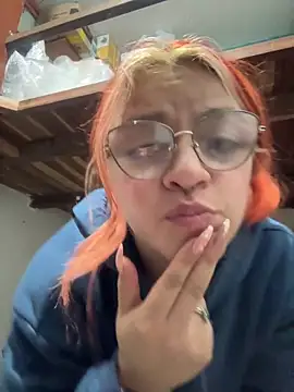 SophiaWeestt99 online show from 05-30-26, 12:17
