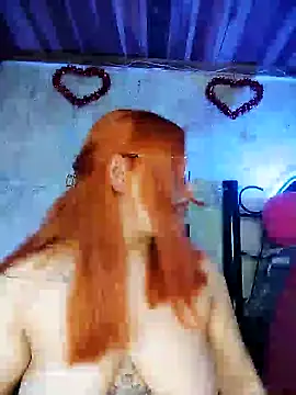 Snapshot of SophiaWeestt99 chatting on 03-10-25, 05:33 SophiaWeestt99 online show from 03-10-25, 05:33
