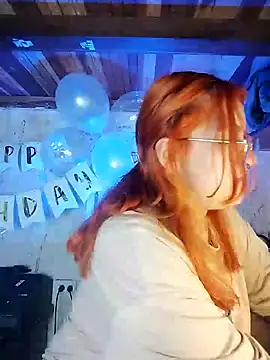 Snapshot of SophiaWeestt99 chatting on 03-17-25, 02:52 SophiaWeestt99 online show from 03-17-25, 02:52