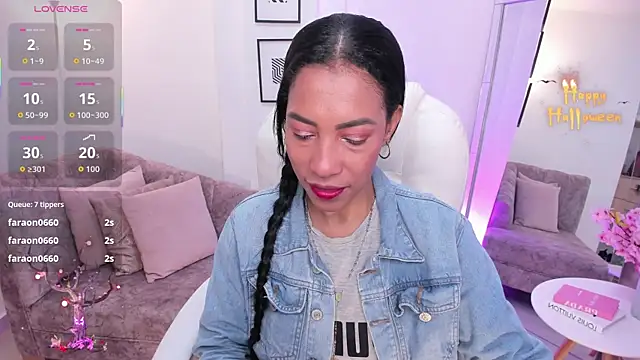 Shantaall  online show from 10-22-25, 06:51