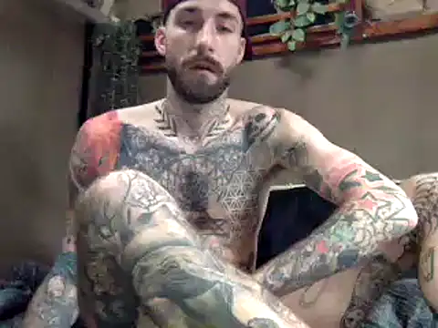 Snapshot of Tuhands chatting on 02-15-25, 02:55 Tuhands online show from 02-15-25, 02:55