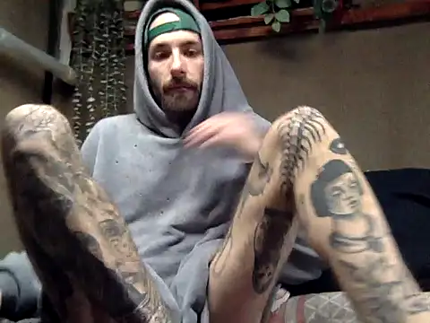 Snapshot of Tuhands chatting on 02-03-25, 01:19 Tuhands online show from 02-03-25, 01:19