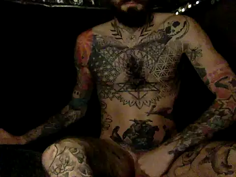 Snapshot of Tuhands chatting on 01-18-25, 08:41 Tuhands online show from 01-18-25, 08:41