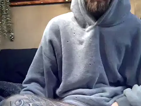 Snapshot of Tuhands chatting on 02-24-25, 02:04 Tuhands online show from 02-24-25, 02:04