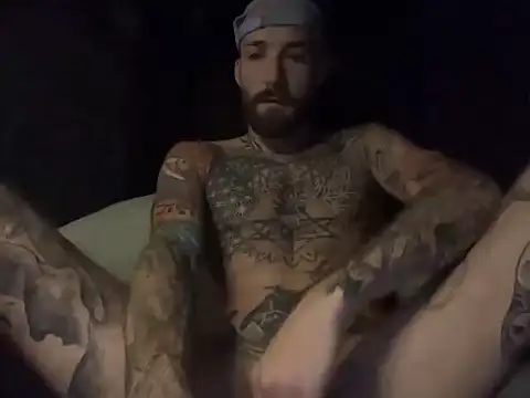 Snapshot of Tuhands chatting on 10-02-25, 06:50 Tuhands online show from 10-02-25, 06:50