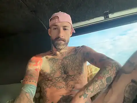 Snapshot of Tuhands chatting on 09-23-25, 07:48 Tuhands online show from 09-23-25, 07:48