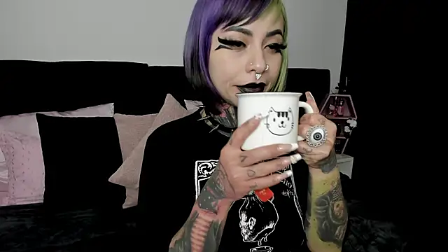 NikkiRamone online show from 02-15-25, 05:09