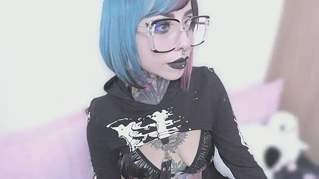 NikkiRamone online show from 09-30-25, 11:44