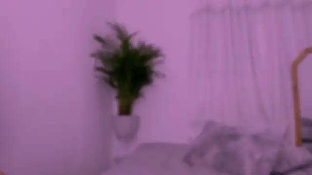 Miiafoxxx online show from 03-13-25, 10:21