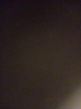 Snapshot of ElektrikFrancaise chatting on 11-15-25, 02:37 ElektrikFrancaise online show from 11-15-25, 02:37